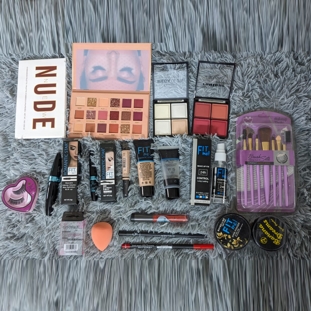 Makeup Combo 1...